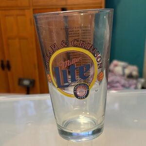 Miller Lite 16 oz. Pint Beer Glass with Cream and Crimson Design